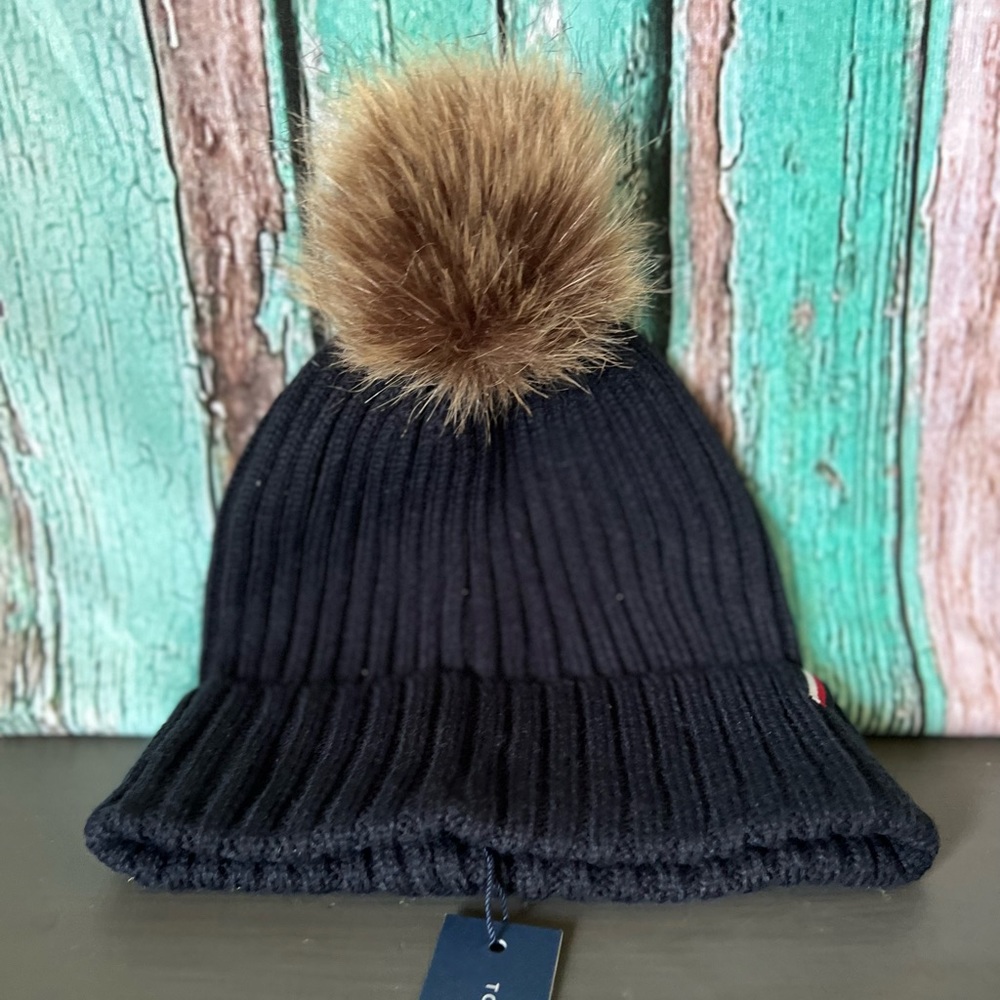 Womens Tommy Hilfiger Beanie!